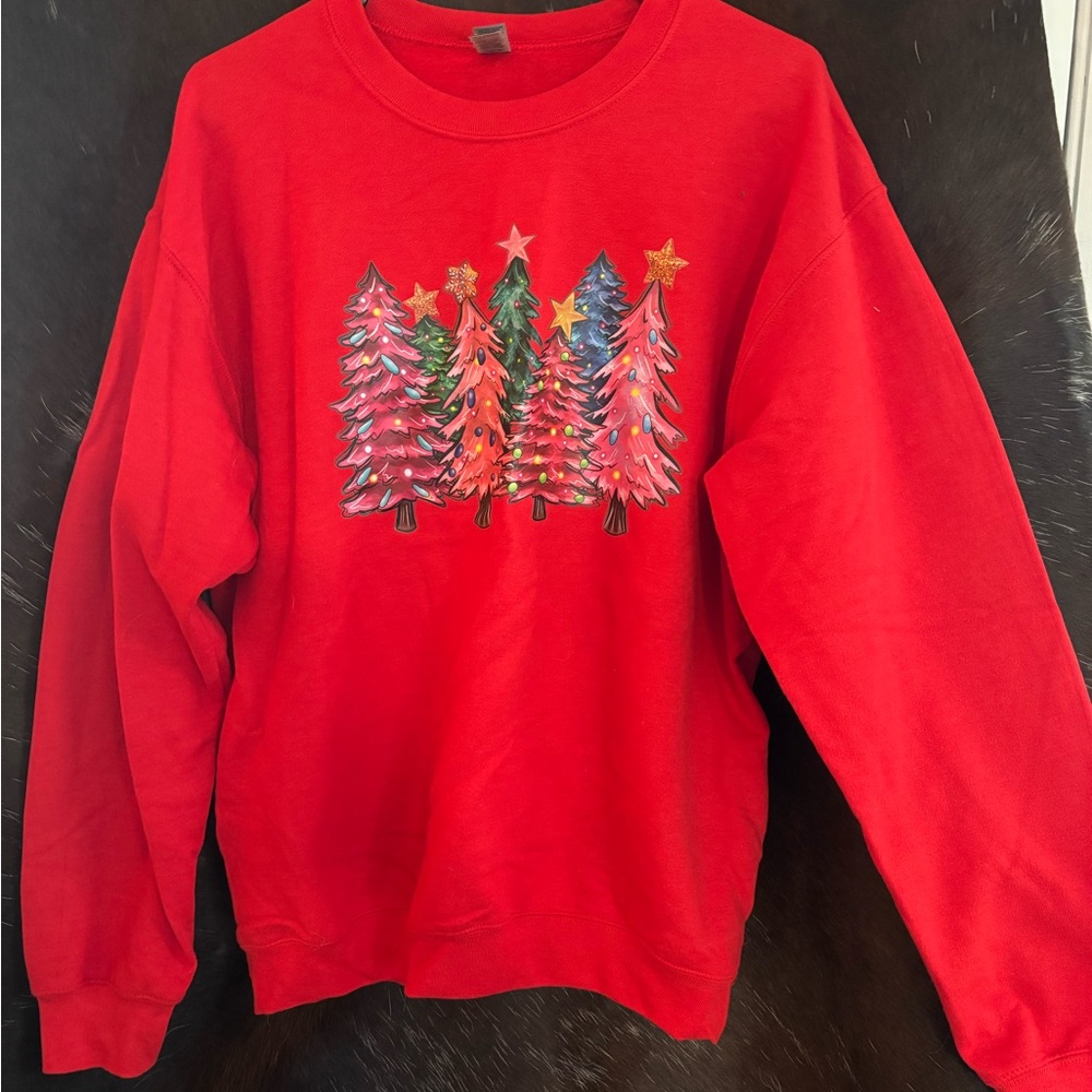 Gildan Red Festive Tree Sweatshirt
